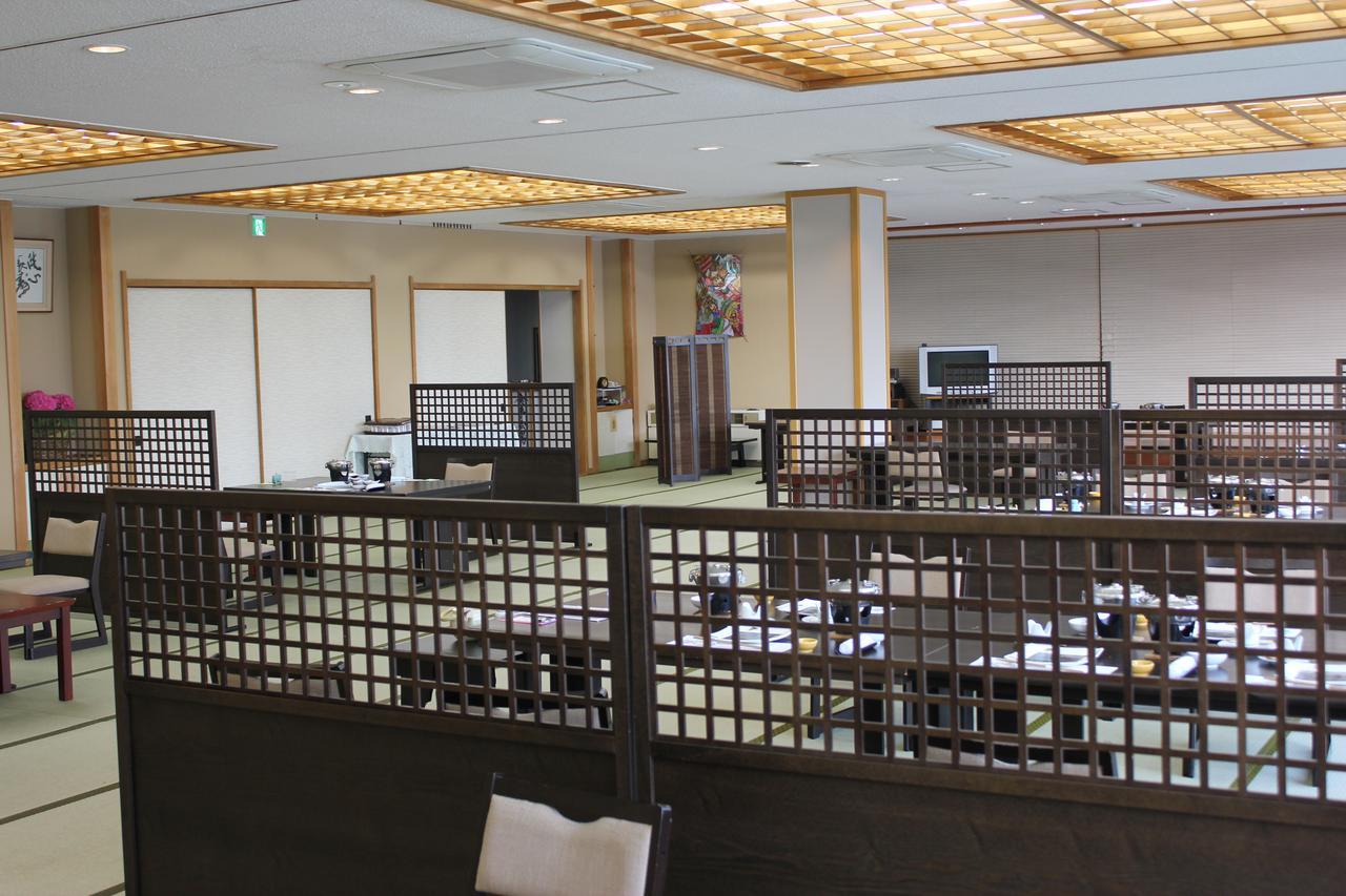 ホテル 湖楽おんやど富士吟景 富士河口湖町 エクステリア 写真